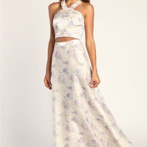 Cream Floral Print Two-Piece
Halter Maxi Dress